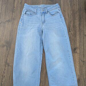 Old Navy High-Rise Wow Wide Leg Jeans, size 2 Petite